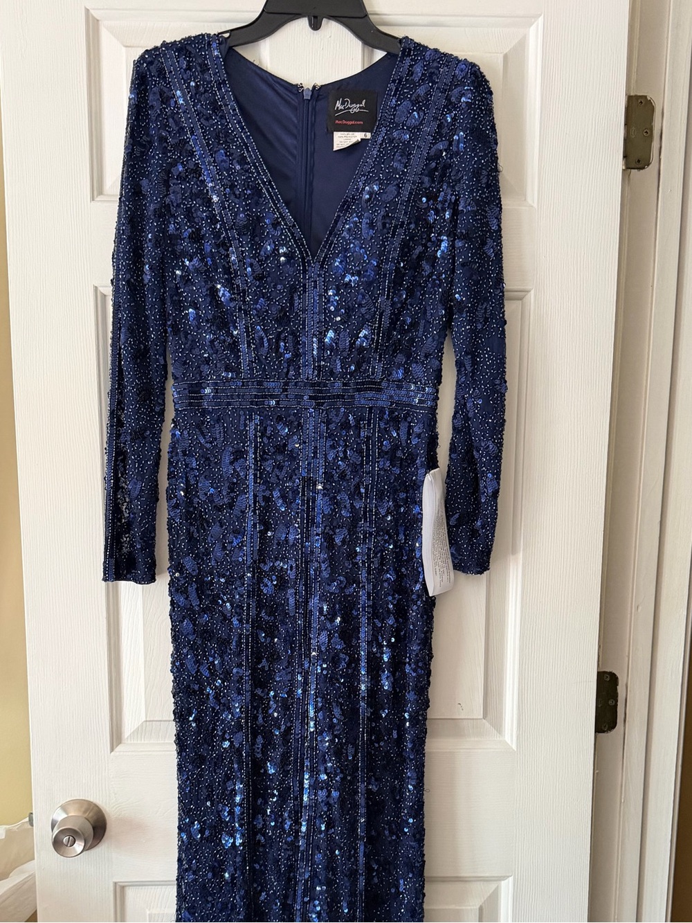 Mac Duggal embellished evening gown, size 6, midnight navy blue, formal - Picture 3 of 11